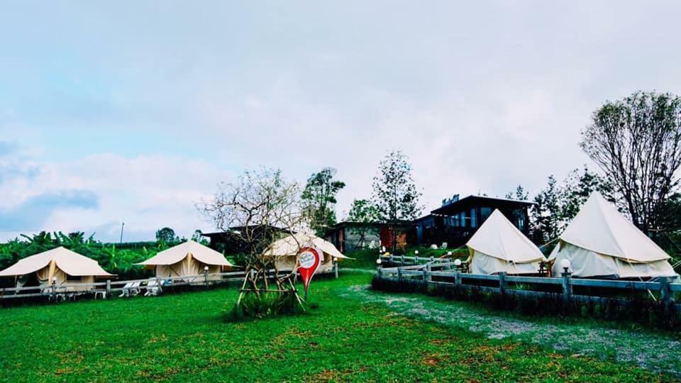 Kondee Cino Cafe & Glamping Hotel Khao Kho Exterior foto