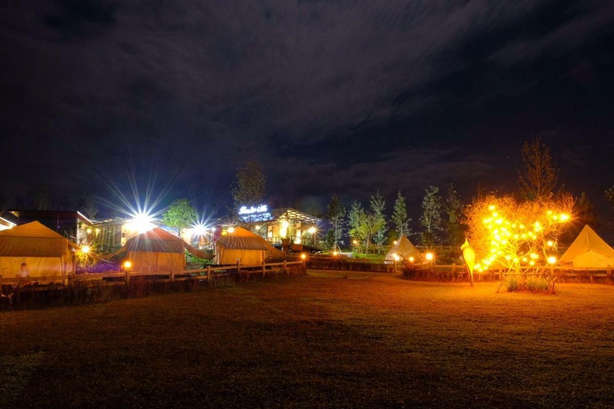 Kondee Cino Cafe & Glamping Hotel Khao Kho Exterior foto