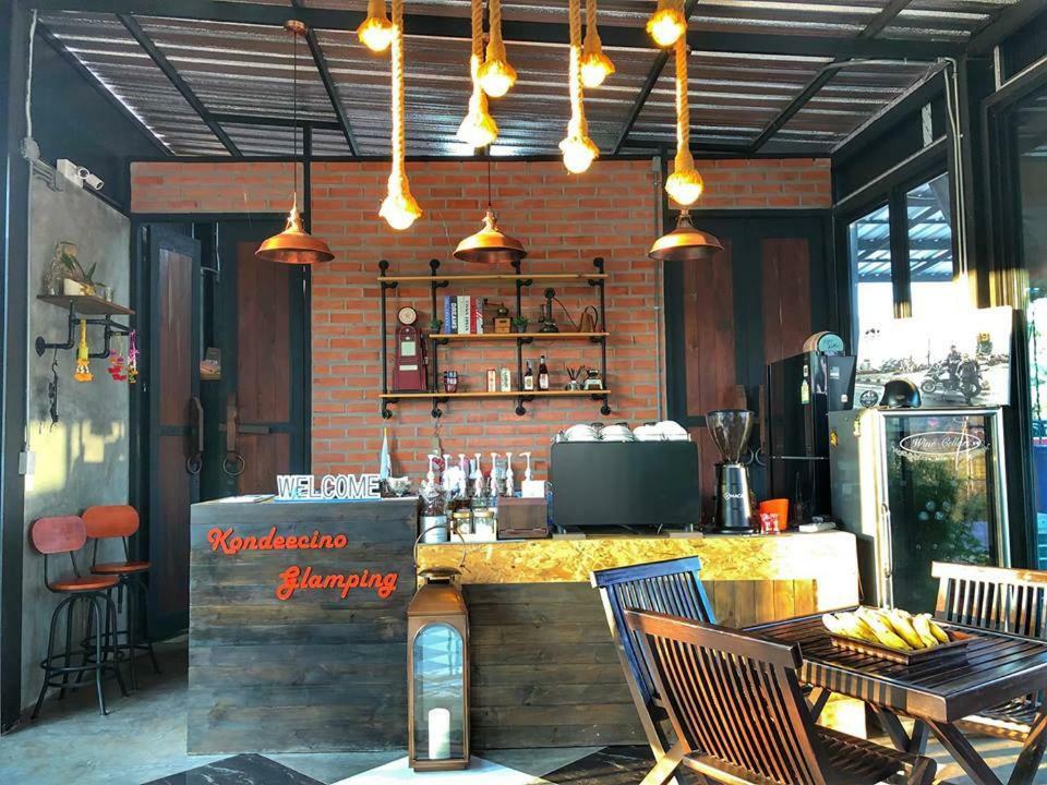 Kondee Cino Cafe & Glamping Hotel Khao Kho Exterior foto