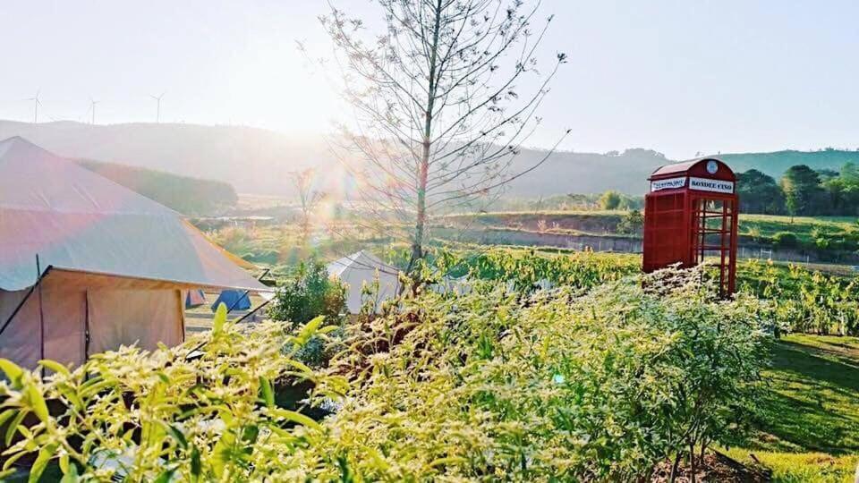 Kondee Cino Cafe & Glamping Hotel Khao Kho Exterior foto